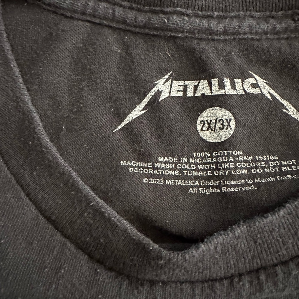 Metallica Men's Black T-Shirt - Picture 3 of 4